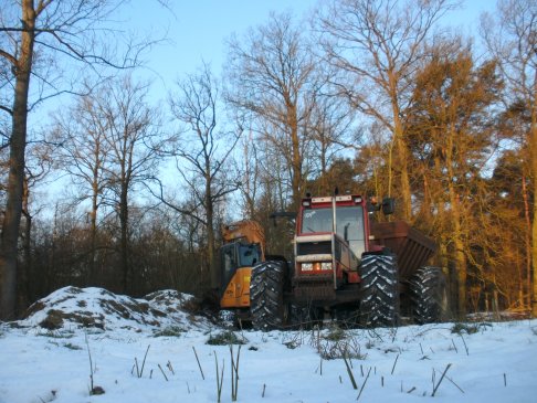 Winkelsbroek_plaggen, verlagen taluds rond vijver + afvoeren plagsel 3