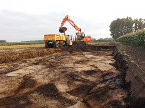 uitgraven en aanvullen nieuwe kippenstal (12)