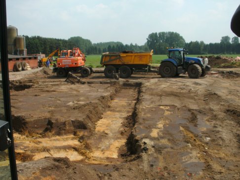 uitgraven koeienstal (2)